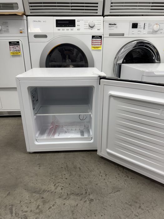 Нов !!! мини фризер exquisit 40 литра