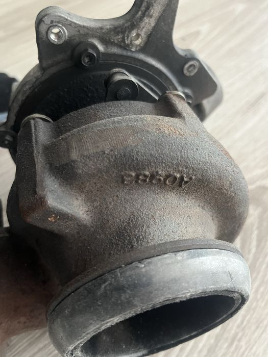 Продавам турбо за Мерцедес Е 200 136 коня 2014г.