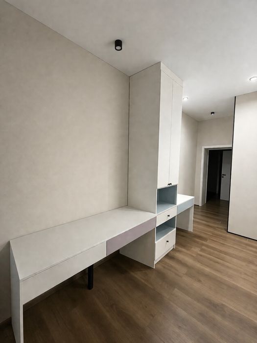 Продам встроеную стенку