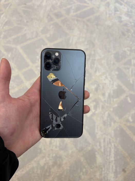 Айфон 11 про не вскрывался