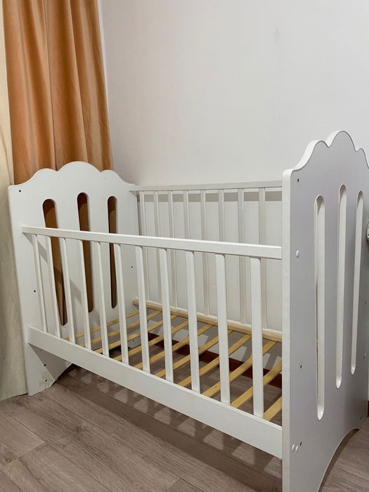 Продам кроватку детскую