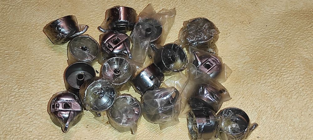 Nu cunosc pt. ce marci de masini cusut  20 bucati suveici bobine pt. masina cusut