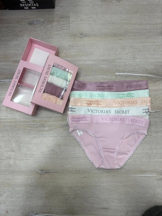 Chiloti victoria 5 la set