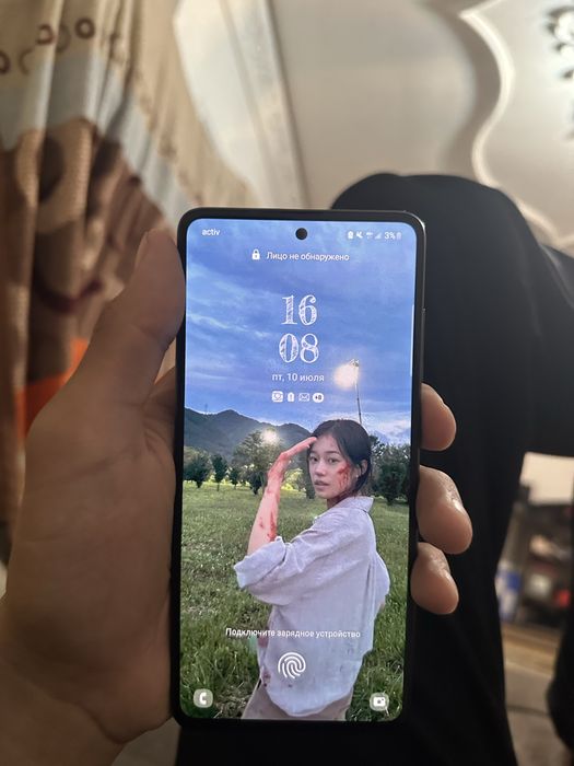 Samsung A51 телефон