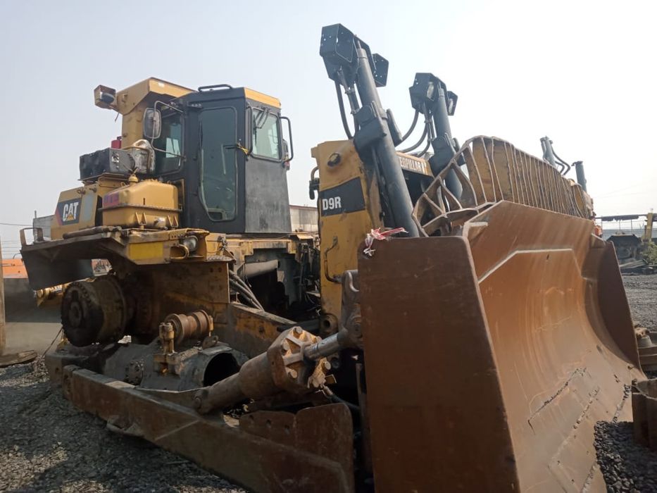 Продам бульдозер САТ D9R б/у