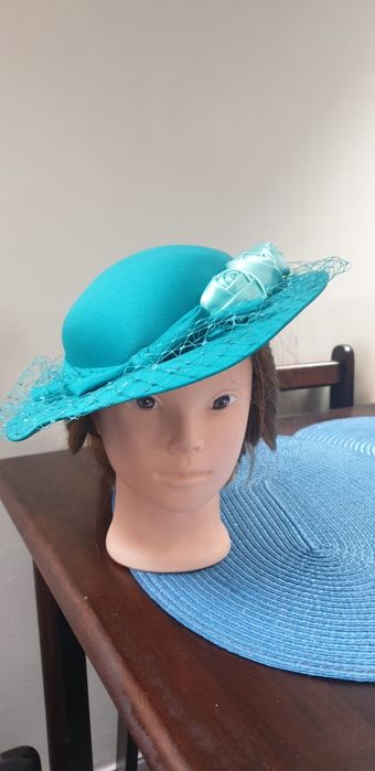 Pălărie elegant pentru nuntă turquoise