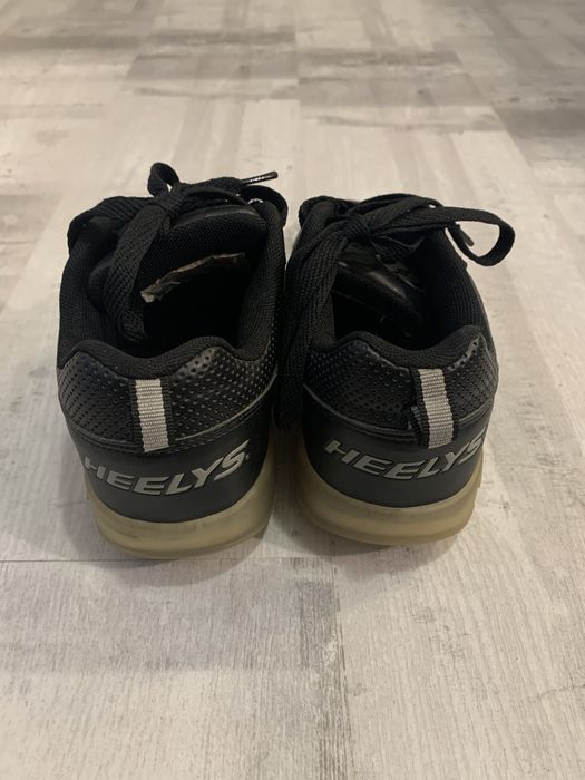 Heelys nr.35 - tenisi/adidasi cu role ( helys, helis )