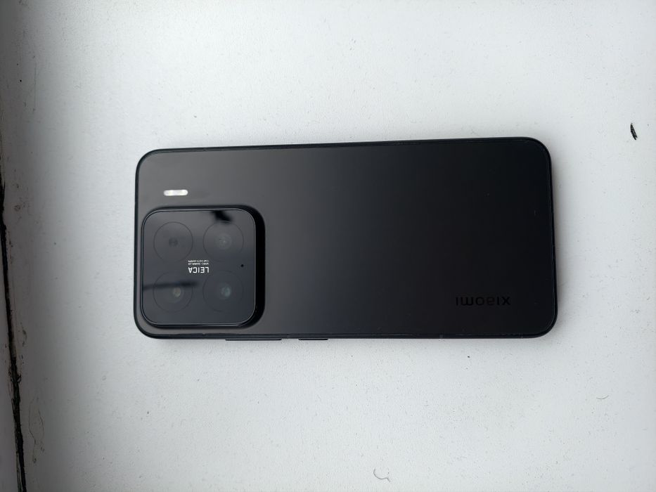 Продам Xiaomi 15