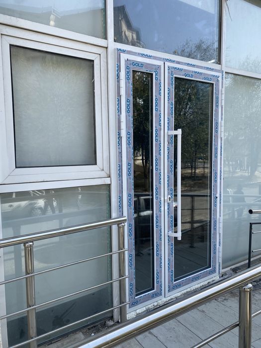 Окна двери и витражи