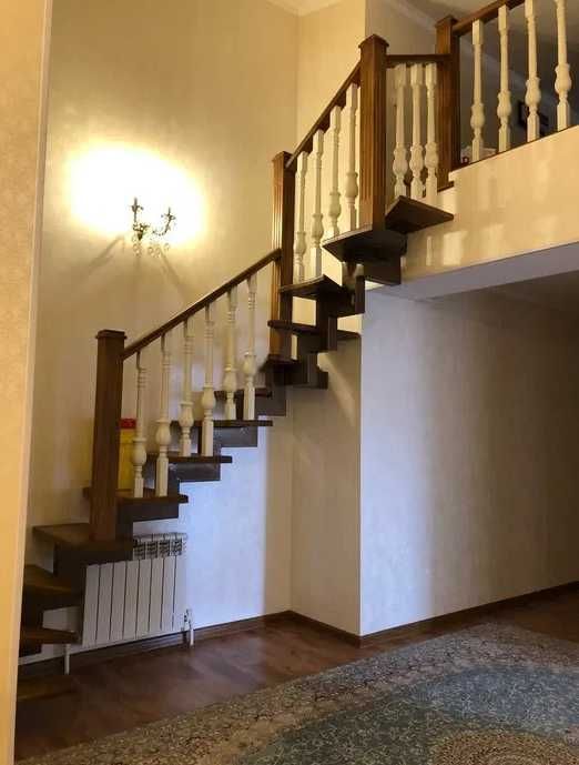 Ц-15 массив Жангох ул.Зулфия ханум пересечение Абая Пентхаус 206 кв.м