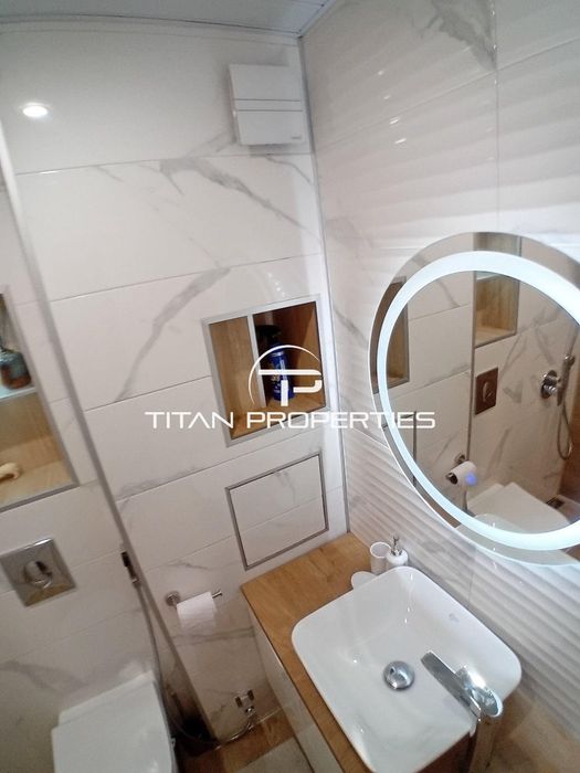 Продава се Тристаен апартамент в Бургас, Изгрев - 90 кв.м за 2356 €/кв.м - Снимка #9