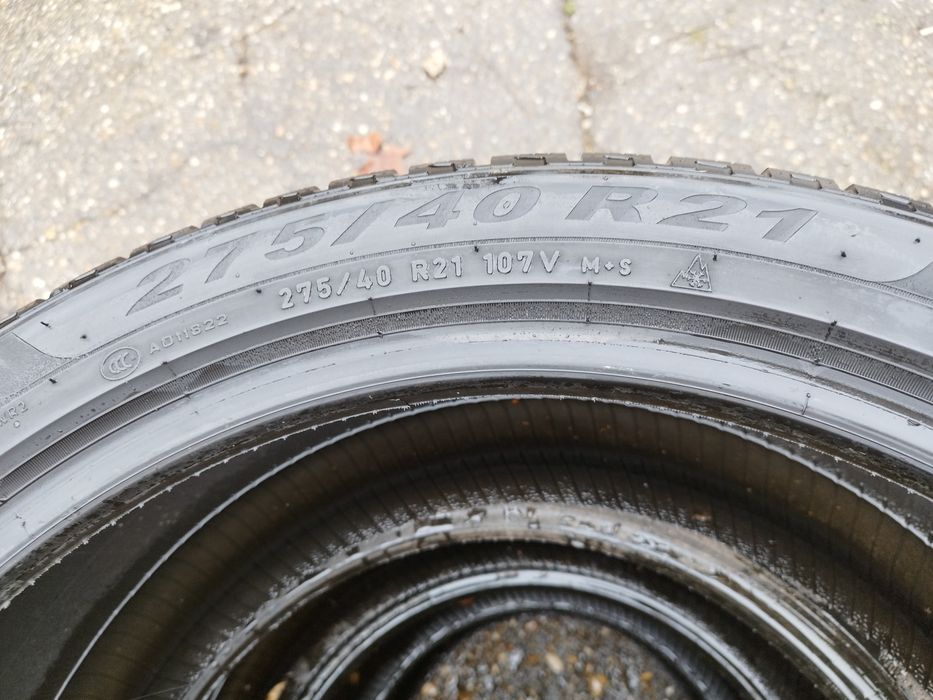 Продавам Гуми 275/40/21