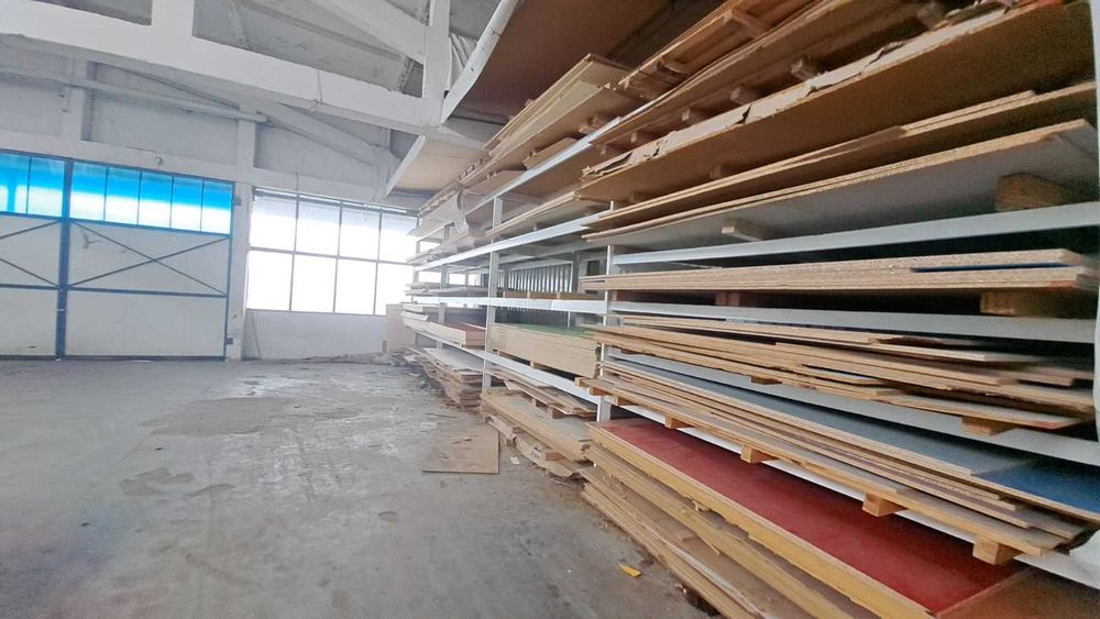 Продава се Промишлена сграда в Велики Преслав - 21563 кв.м за 27 €/кв.м - Снимка #7