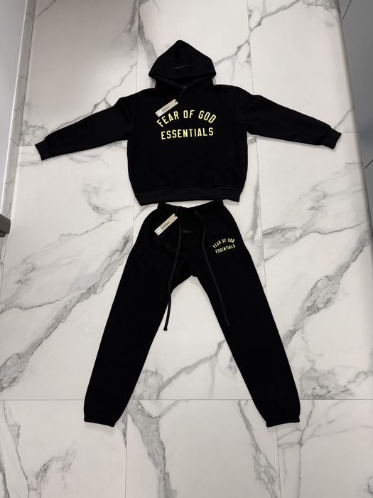 Trening Essentials negru