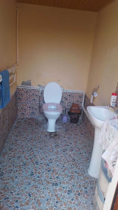 5 Сотихли участка сотилади Чорбакр кетиш юлида ор-р Амирхан ресторан