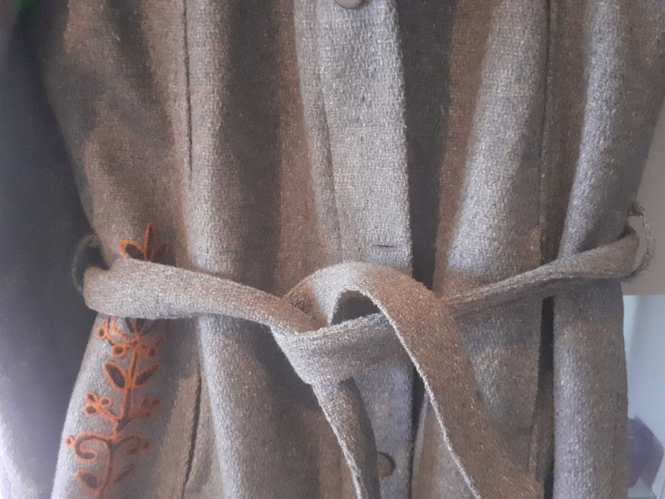 Вълнено дамско палто