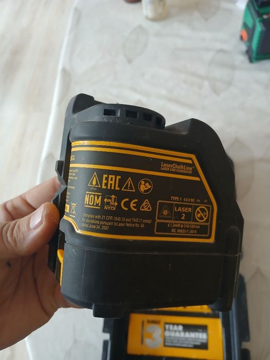 Лазерен нивелир dewalt