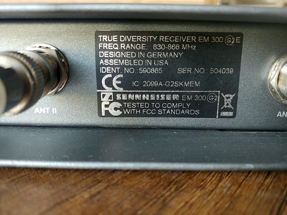 Sennheiser EW300 G2 True Diversity Receiver 830-866MHz Shure AKG