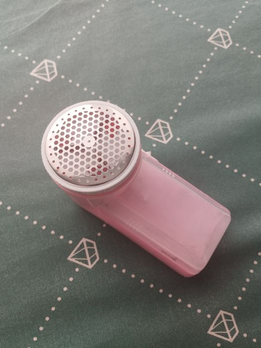 Прибор для удаления катышекшек