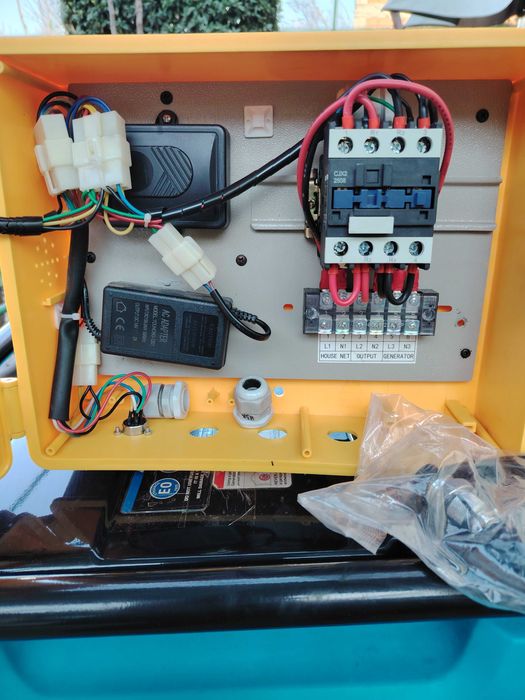 Бензинов монофазен генератор.