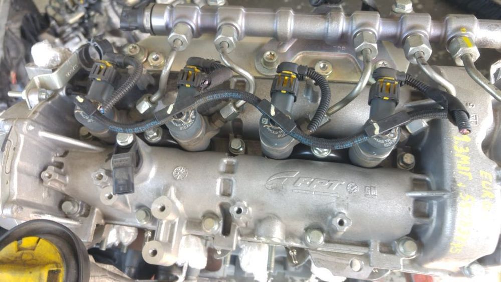 Injector 1.3 d multijet fiat 500x 0445110938