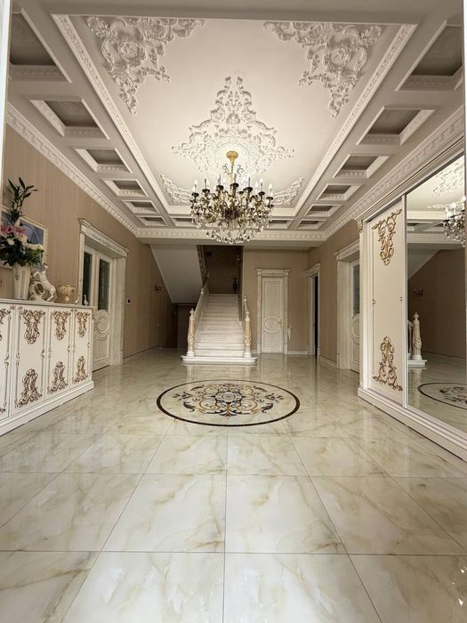 Продается дом 8 комнат, 5,65 соток, ор-р: Бадамзар