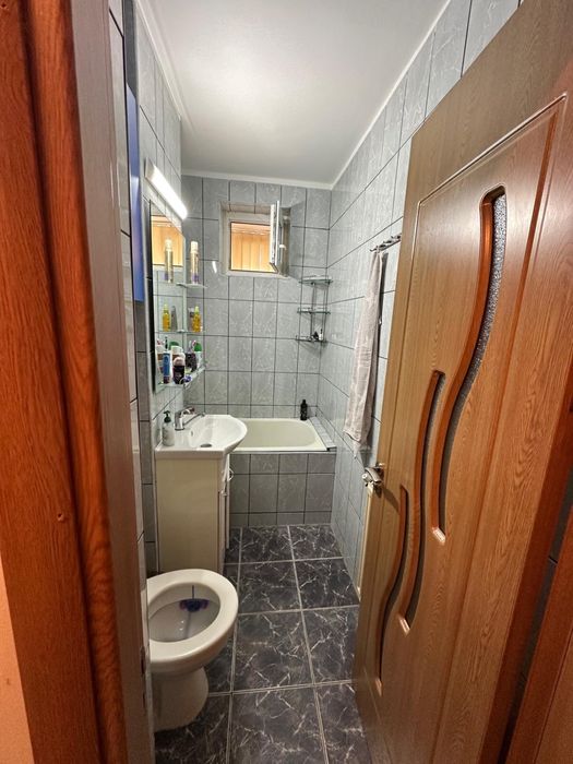 Apartament de vanzare Cedonia nedecomandat