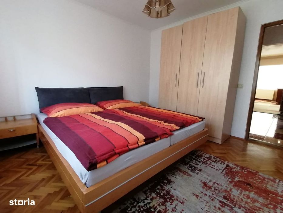 Apartament 3 camere, etaj 2, Jocului