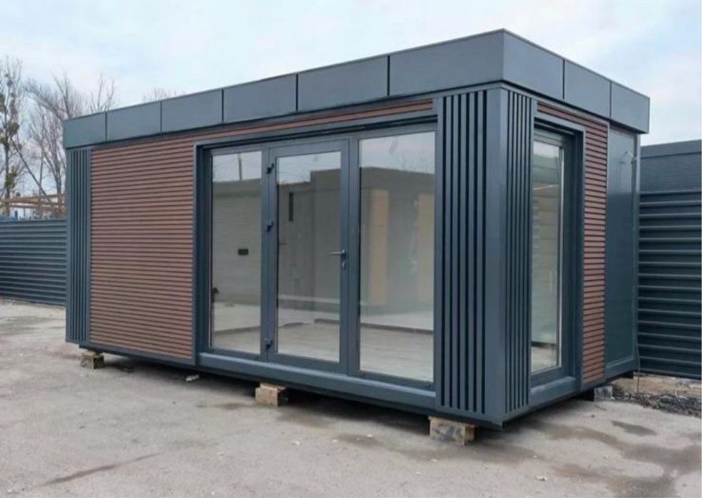 Container comercial cu vitrina la comanda