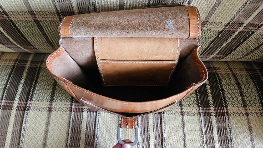 Geantă Vintage din Piele Naturală – Stare Impecabilă – Încap Tablete 11" / Agende A5