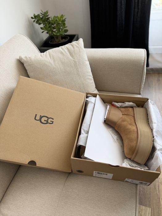 UGG Classic Mini Dipper 39 – Noi