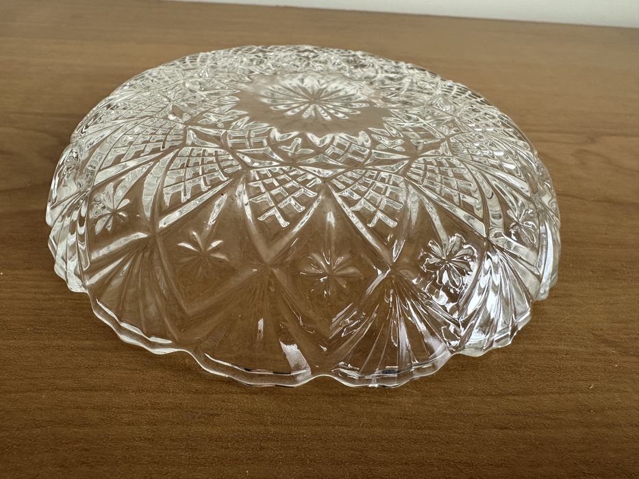 Винтидж висококачествени елегантни стъклени чинии