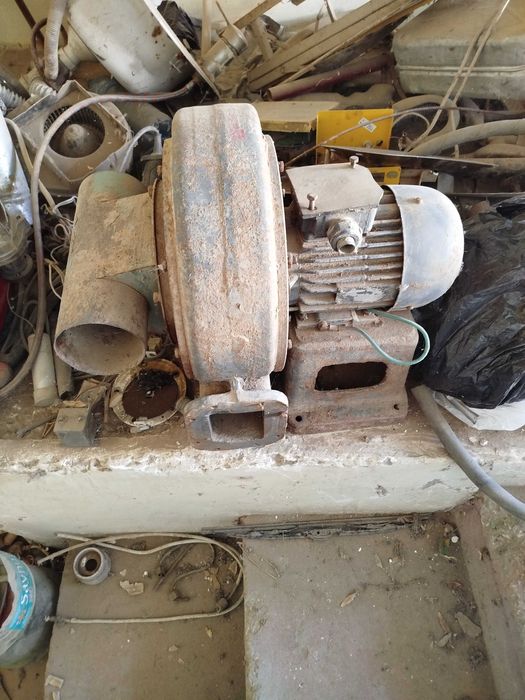 Вытяжка производственная для цехов новая схронения хорошем состоянии