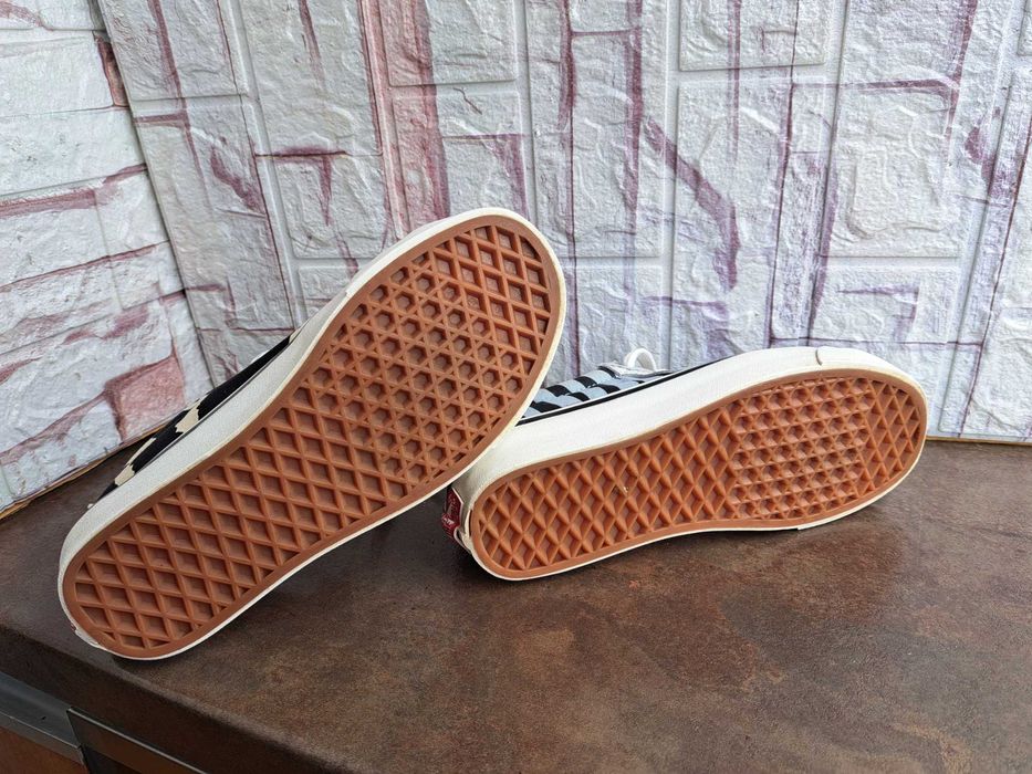 дамски,детски,кецове,спортни обувки,гуменки,номер 35 VANS ,ванс