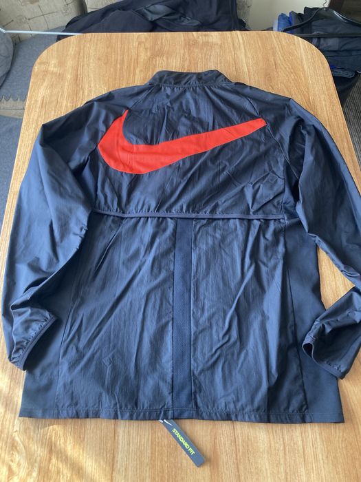 Мъжка оригинална ветровка Nike