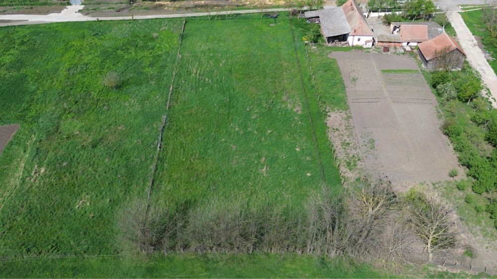 Teren intravilan Ianova 1508mp. Parcelabil