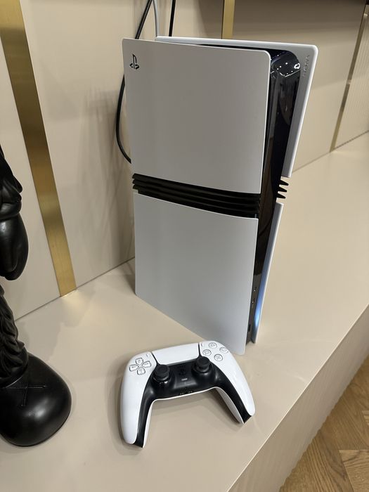 Продам playstation 5 pro