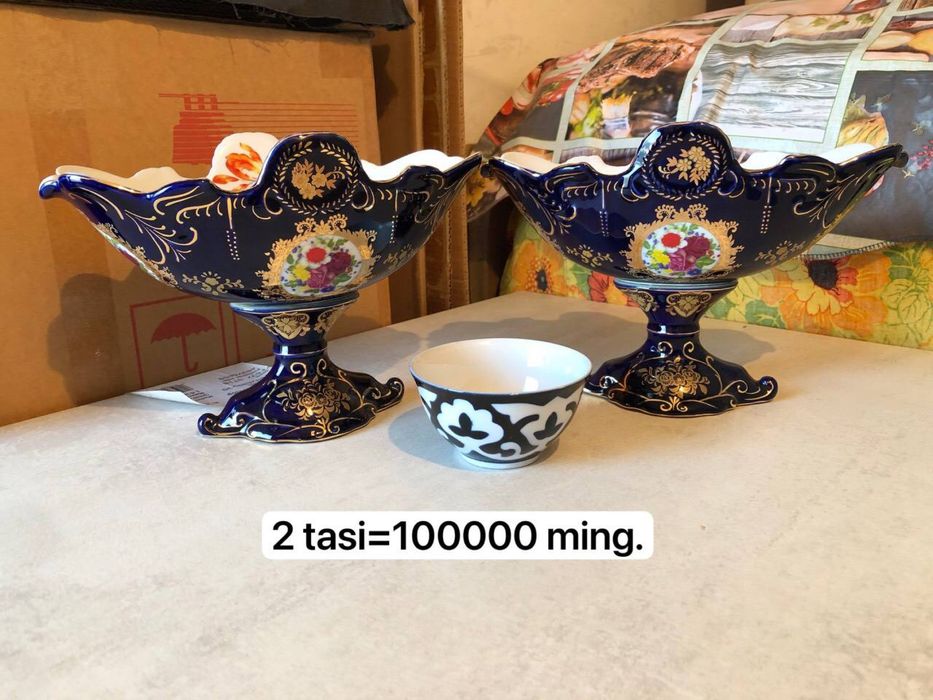 Чинни идишлар сотилади нархи расмда ёзилга янги ишлатилмаган.