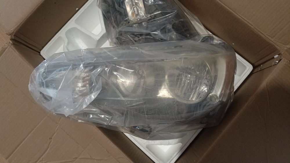 Фары на Митсубиси Лансер 10