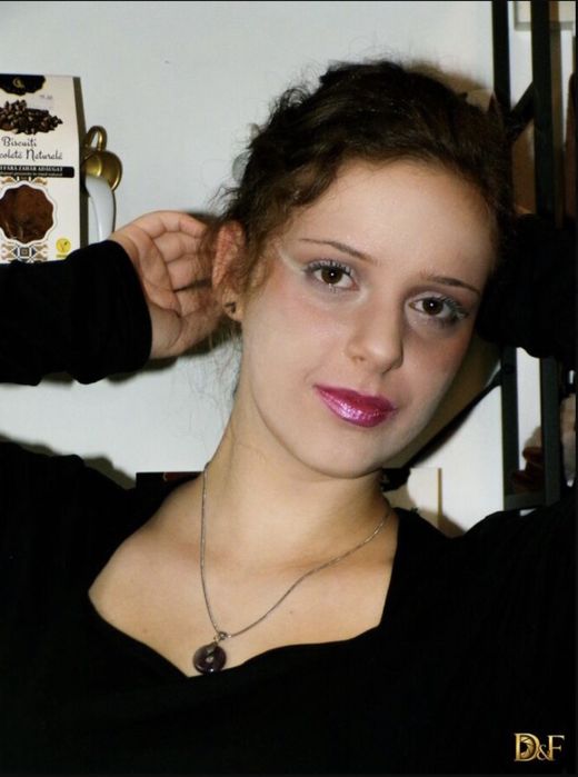 Caut model machiaj gratuit, clasic si eveniment