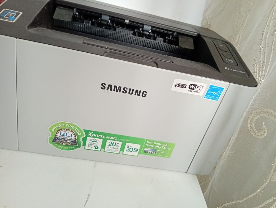 Vand imprimanta Samsung color fara cutie folosita foarte puțin încă în
