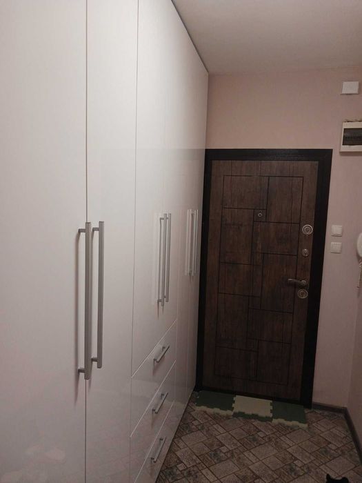 Двустаен апартамент в Люлин 5