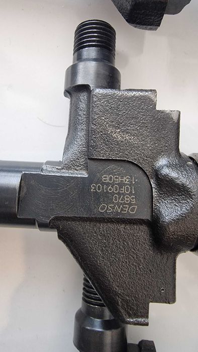 Дизел дюза дюзи мазда 6 Mazda Mazda6 MPV 2.0 DI Denso 13H50A 13H50B
