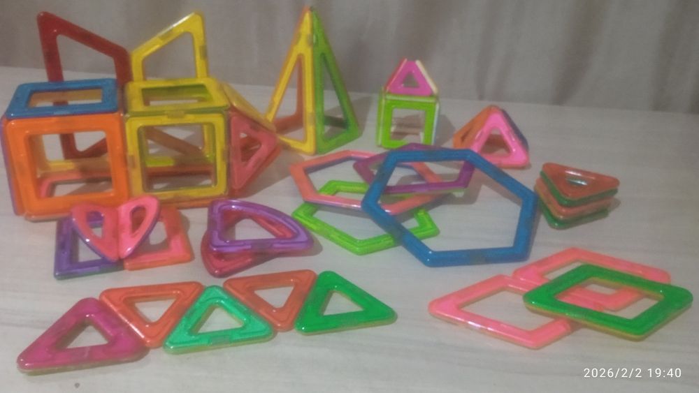 Продам 4 вида конструктора в одни руки