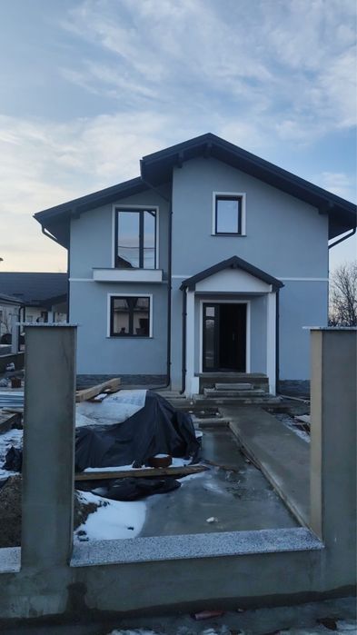 Casa de vanzare la cheie catamaresti deal