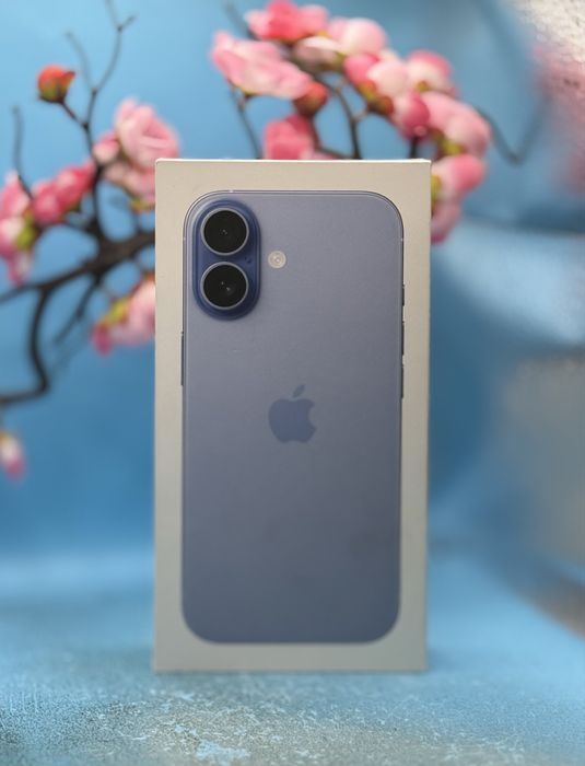 НОВ!!! Apple iPhone 17, 256GB, 5G, Mist Blue + подарък оригинален адаптер на Apple