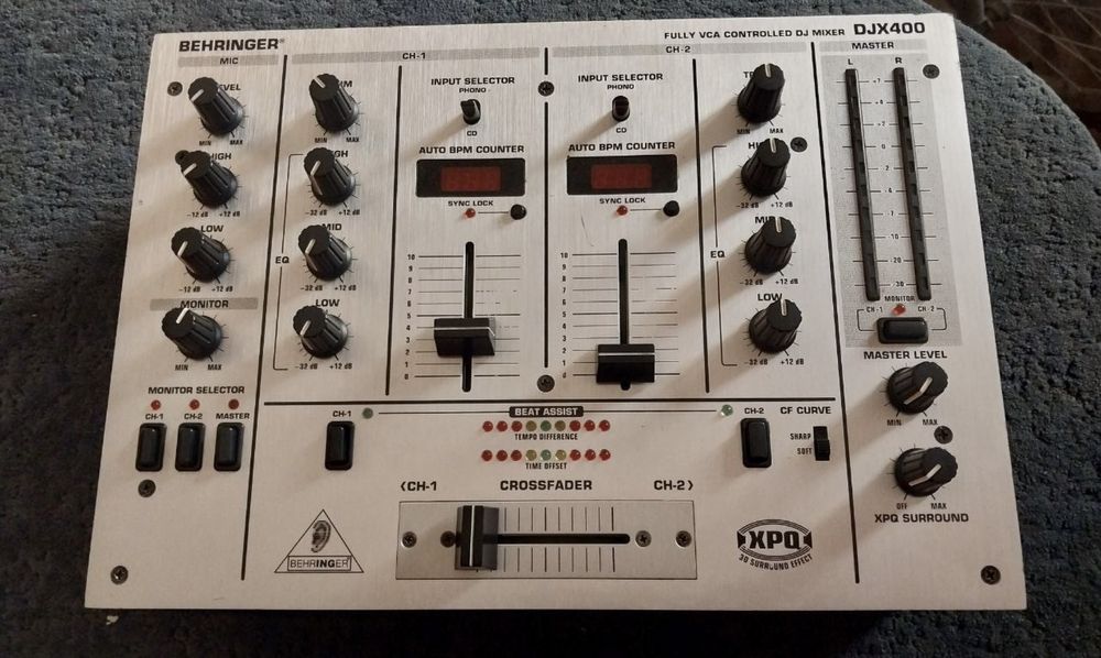 Behringer DJX 400