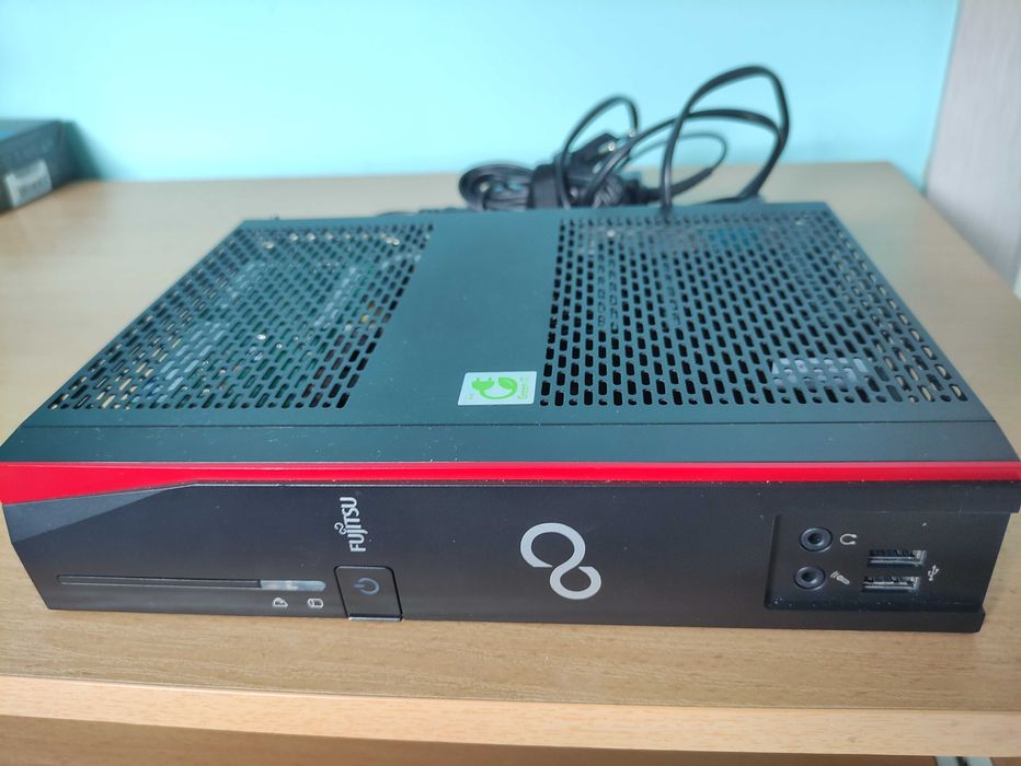 pfSense enterprise class firewall Fujitsu S720 AMD GX-217GA 1.6GHz