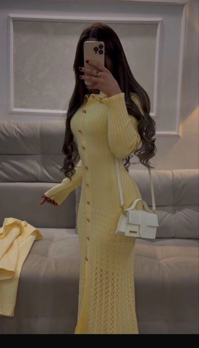 Прадаю платя за 11000