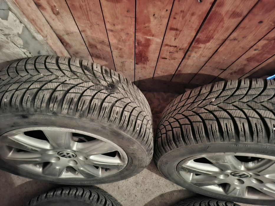 Джанти със зимни гуми VW 5x112 - 215/55/16